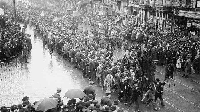 Demonstran buruh di New York, 1 Mei 1886